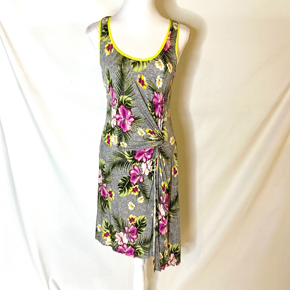 Princess Vera Wang Tropical flowers Dress